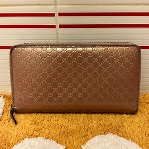 GUCCI Micro Ssima GG Logo Rose Gold Patent Leather Zip Around Long Wallet